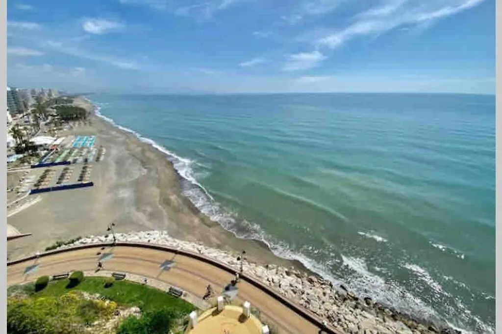 Amazing Frontline Sea Views Studio Apartment Castillo Del Vigia 토레몰리노스